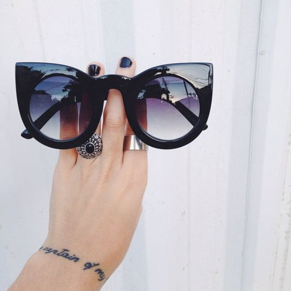 RETRO CAT EYE BLACK SUNGLASSES